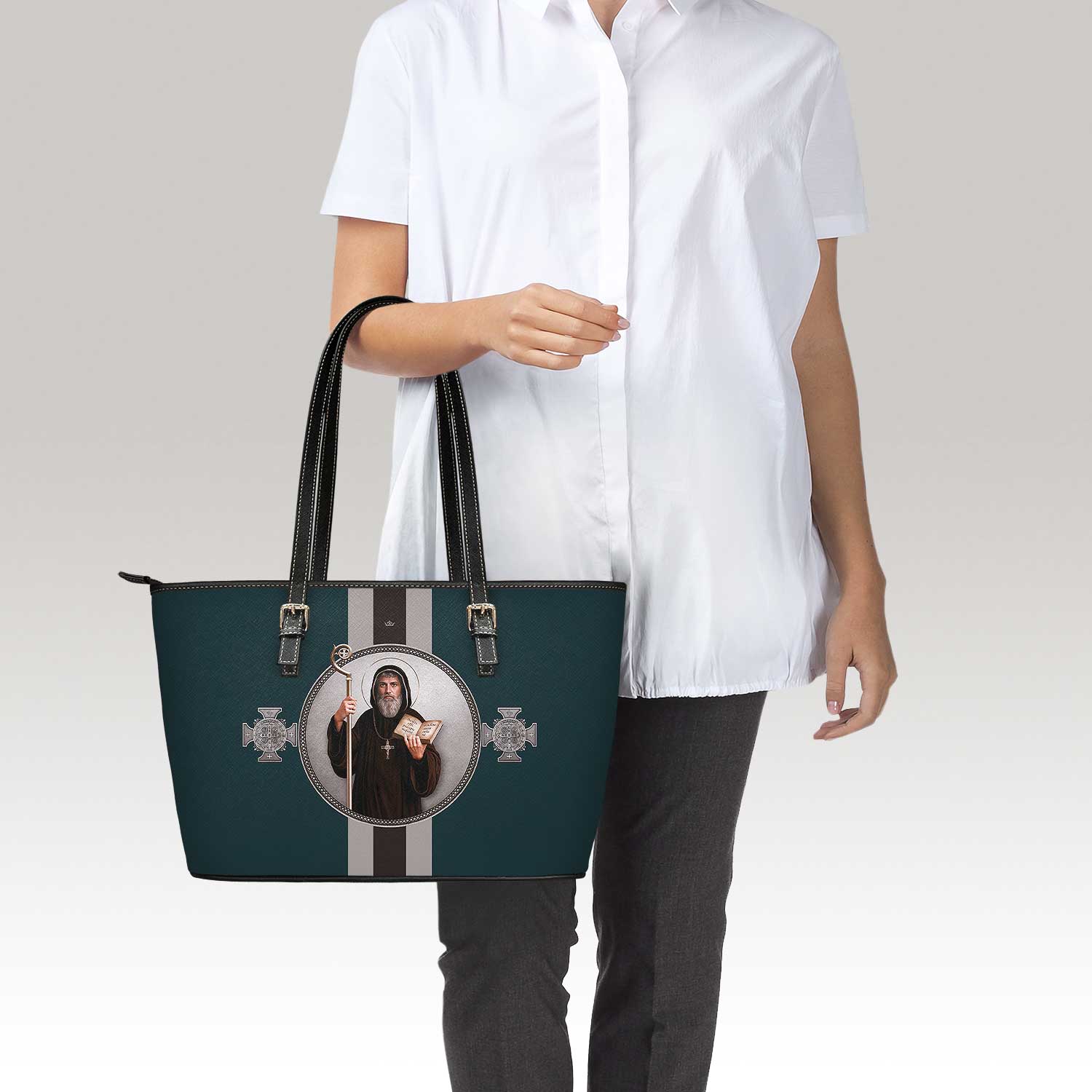 St. Benedict Medallion Tote Bag (Alzavola) - VENXARA®